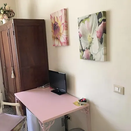 La Casa Di Ugo Pensionat