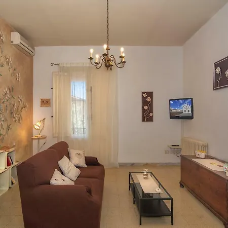 La Casa Di Ugo Pensionat 3*